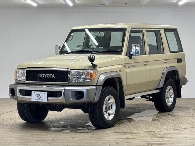 LAND CRUISER