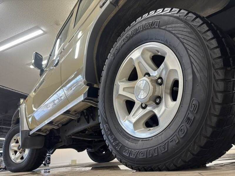 LAND CRUISER