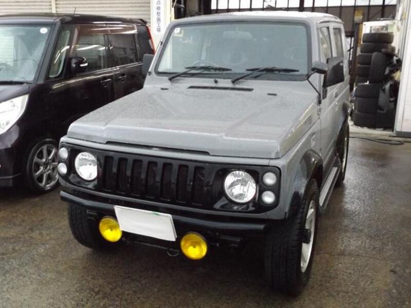 SUZUKI JIMNY SIERRA