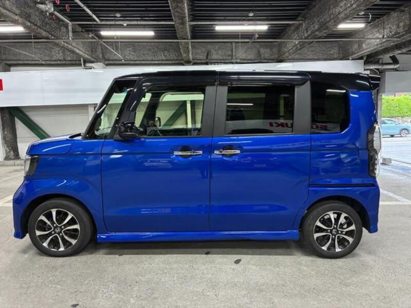 N BOX CUSTOM