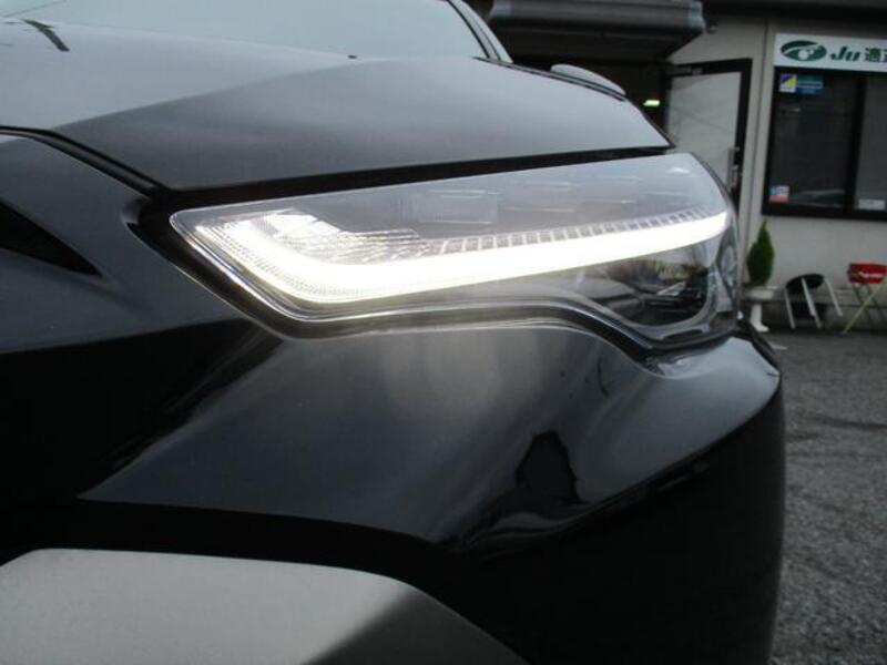 COROLLA CROSS