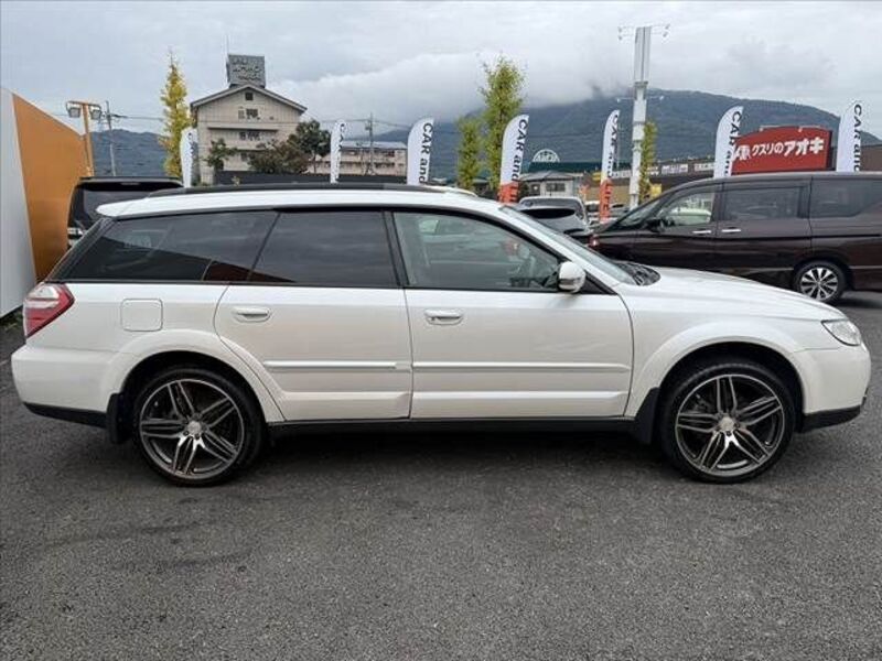 LEGACY OUTBACK