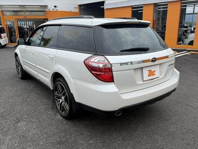LEGACY OUTBACK