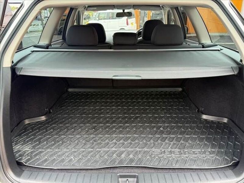 LEGACY OUTBACK