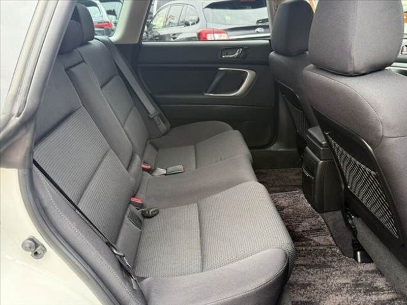 LEGACY OUTBACK