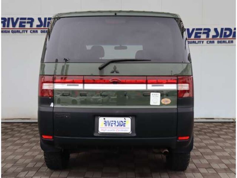 DELICA D5