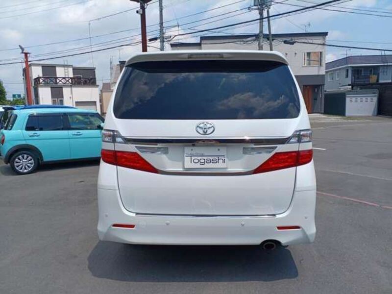 VELLFIRE