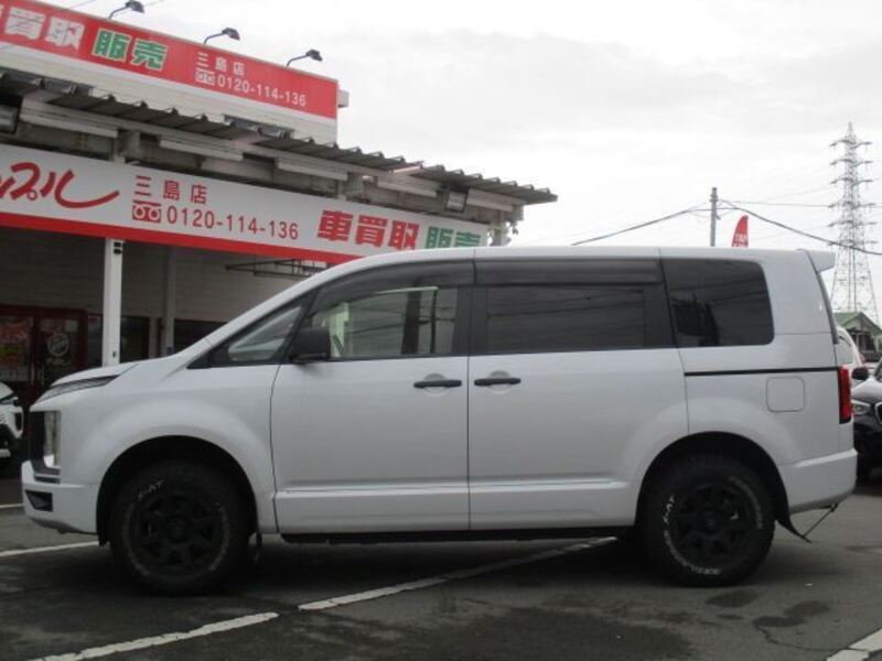 DELICA D5
