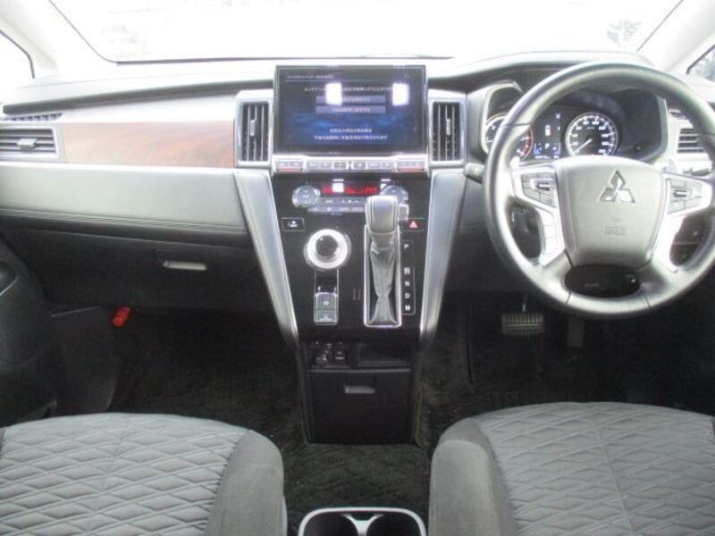 DELICA D5