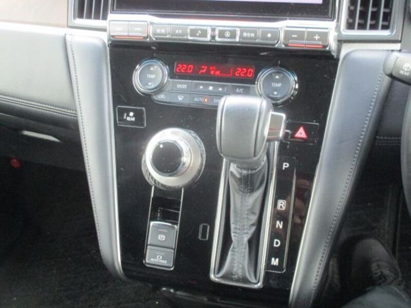 DELICA D5