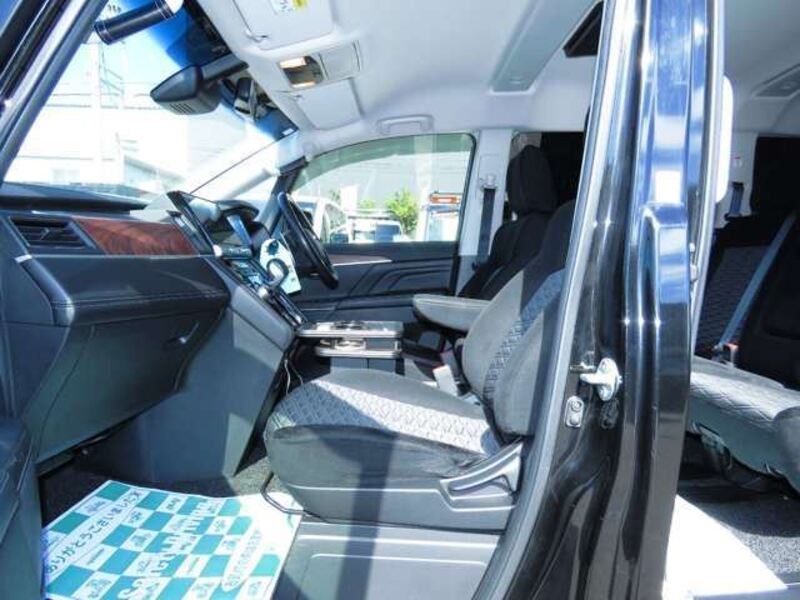 DELICA D5