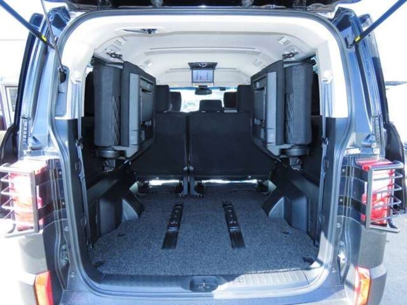 DELICA D5