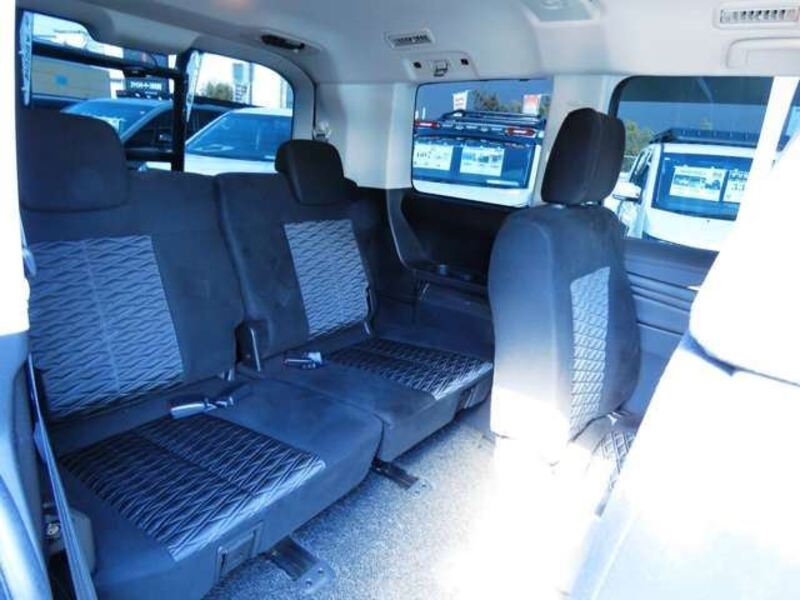 DELICA D5