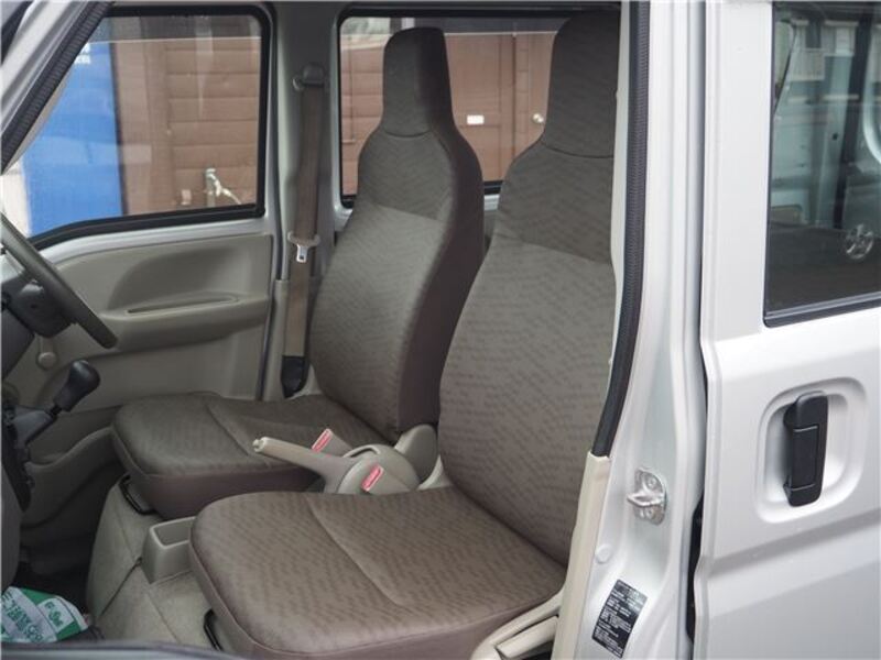 MINICAB VAN