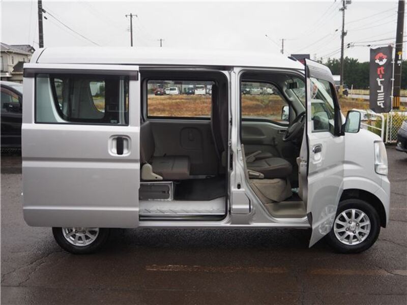 MINICAB VAN