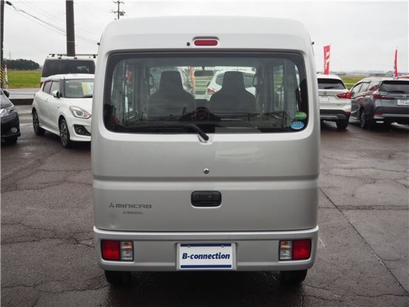 MINICAB VAN