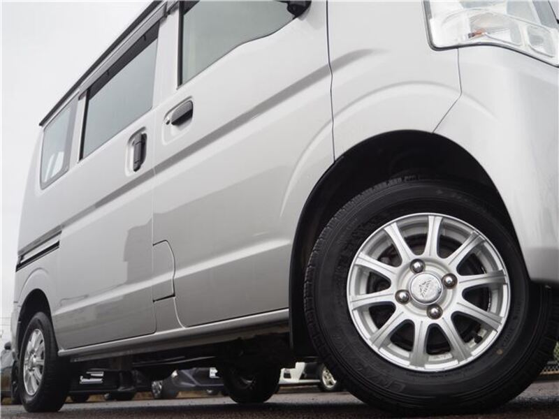 MINICAB VAN