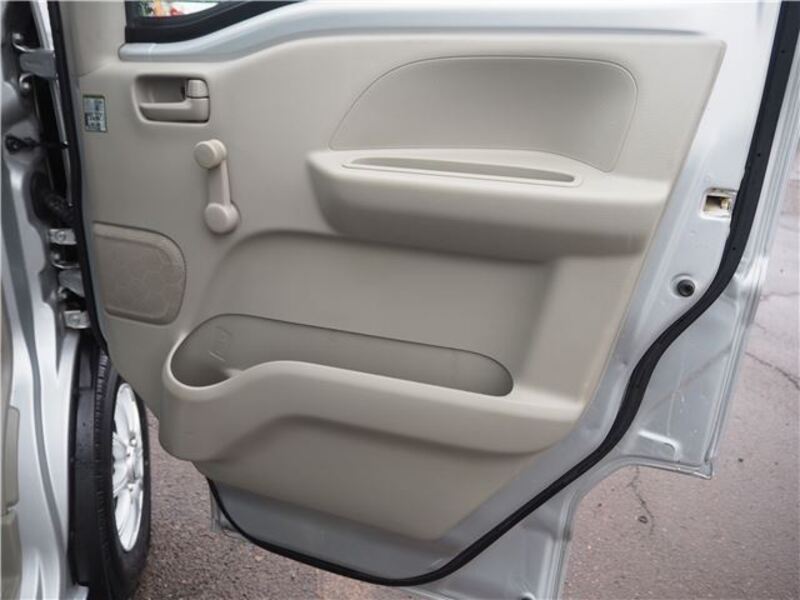 MINICAB VAN