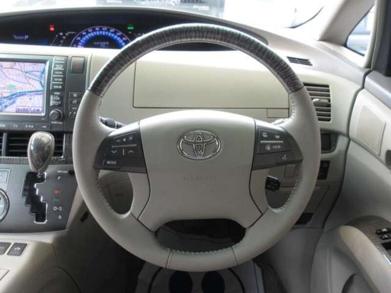 ESTIMA HYBRID