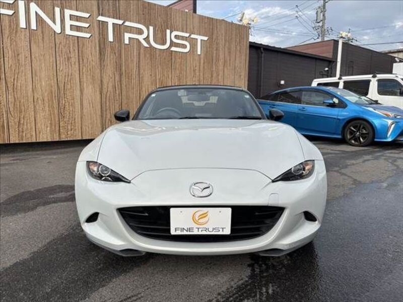 ROADSTER