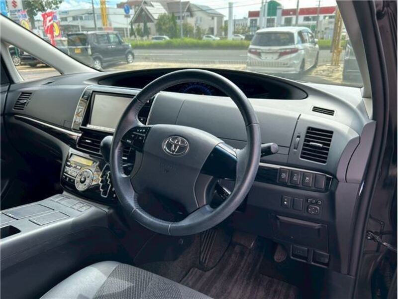 ESTIMA HYBRID
