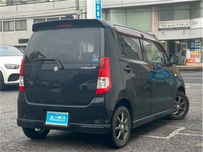 WAGON R