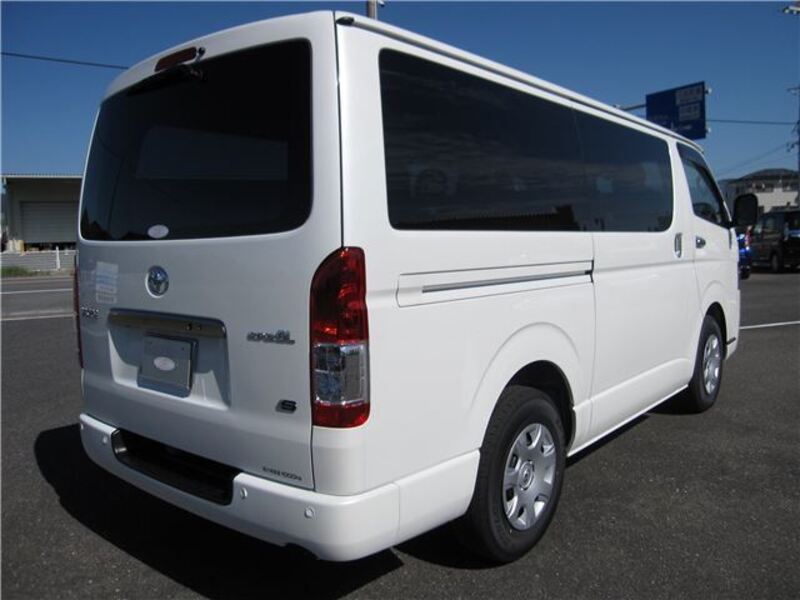 HIACE