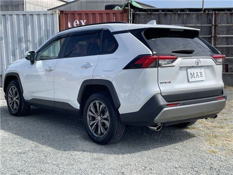 RAV4