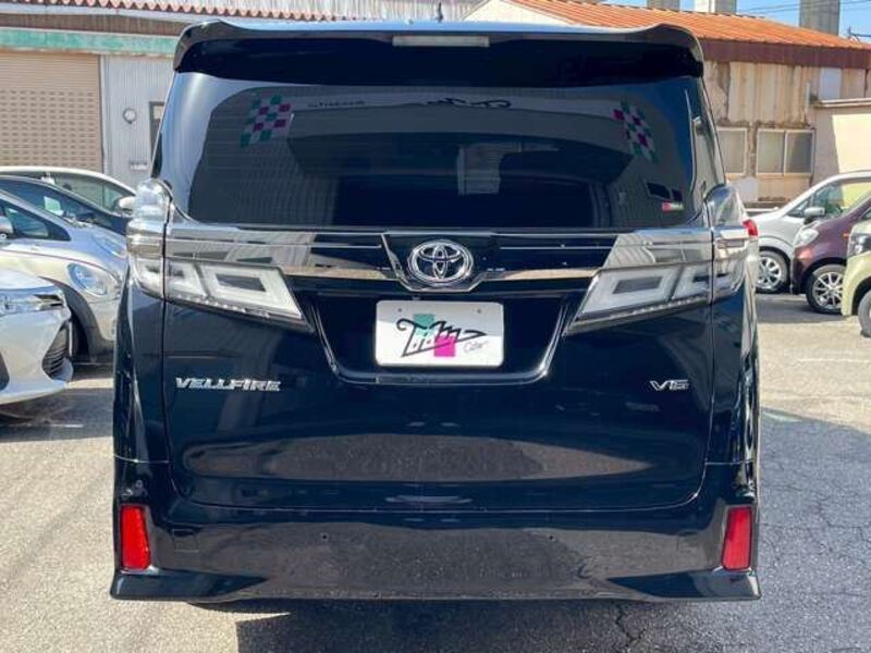 VELLFIRE