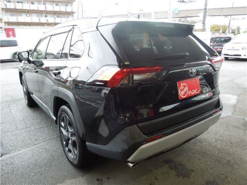 RAV4