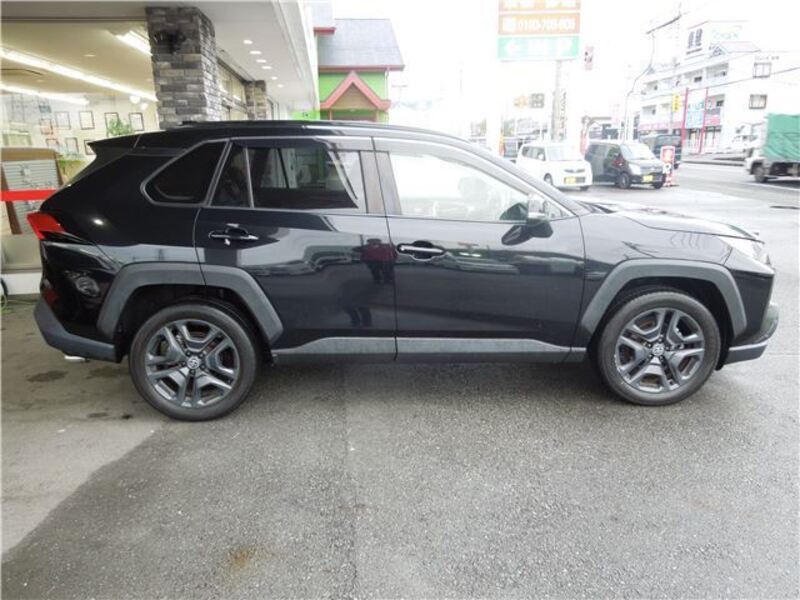 RAV4