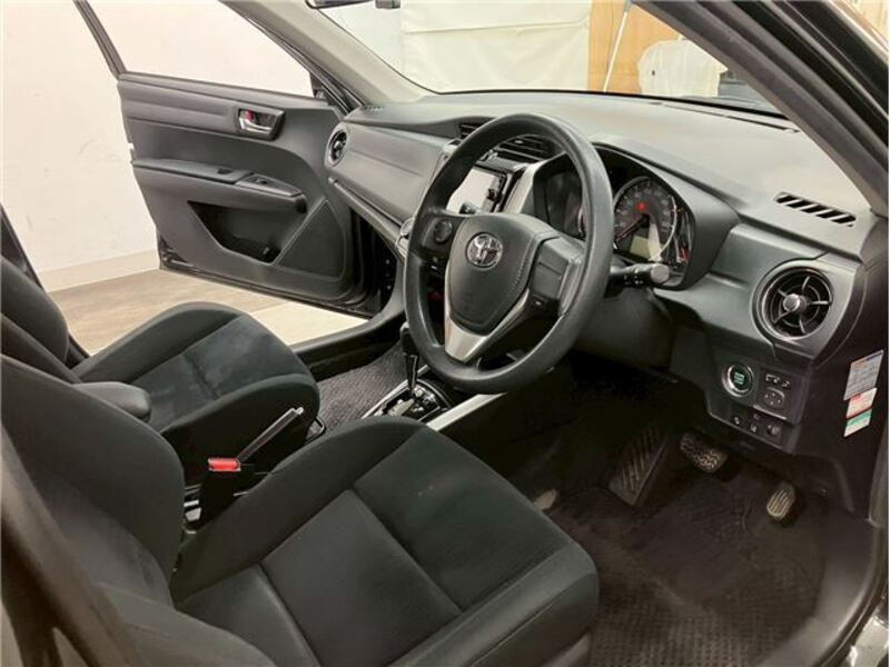 COROLLA FIELDER