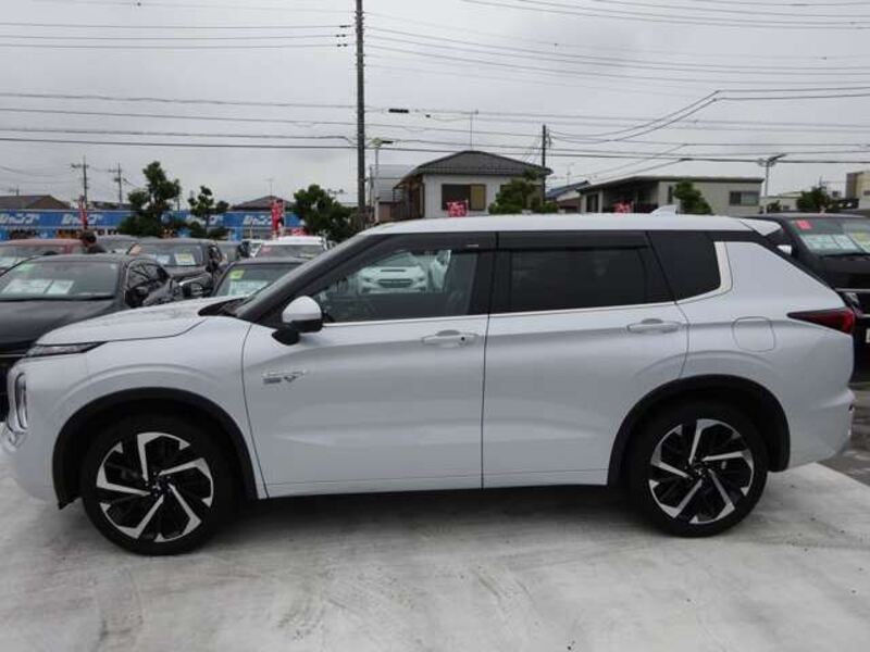 OUTLANDER