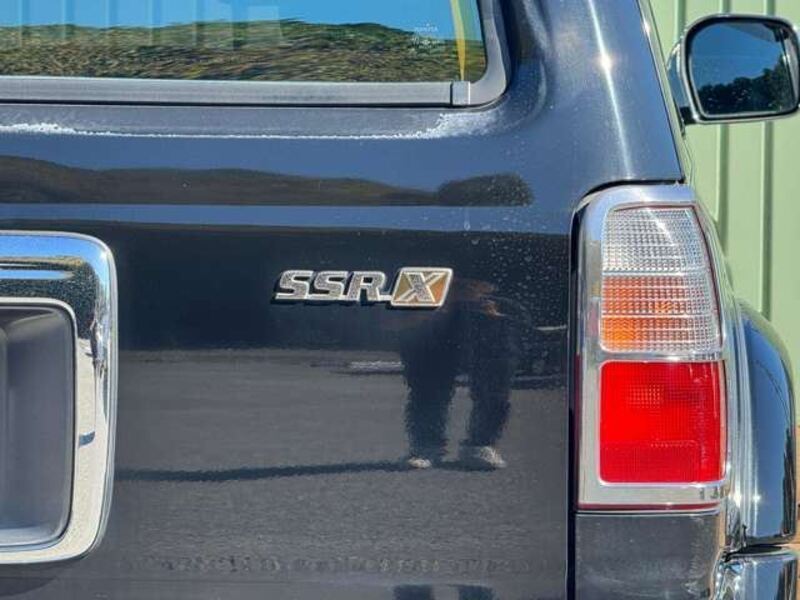 HILUX SURF