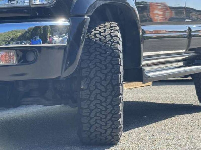 HILUX SURF