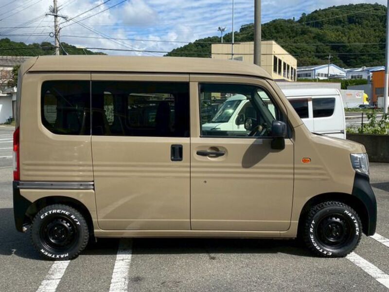 N-VAN