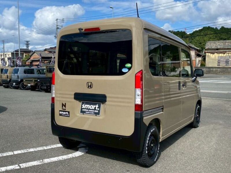 N-VAN