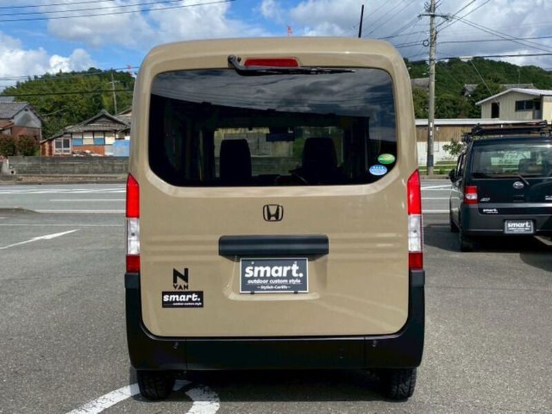 N-VAN