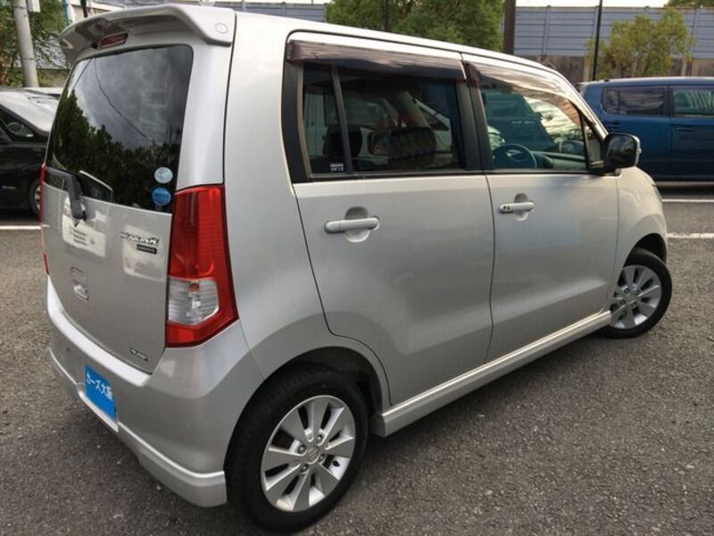 WAGON R