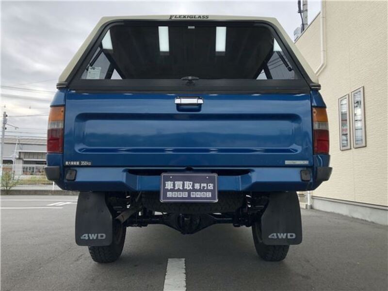 HILUX