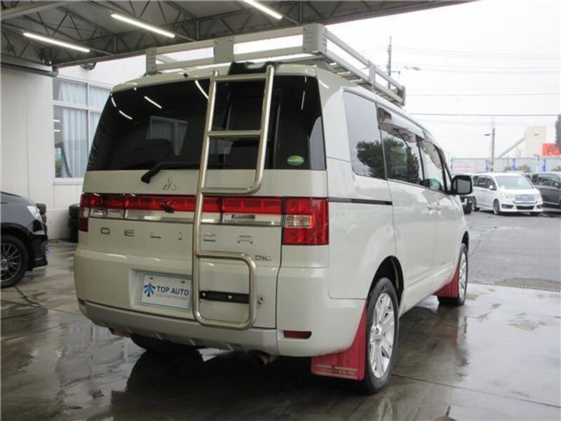 DELICA D5