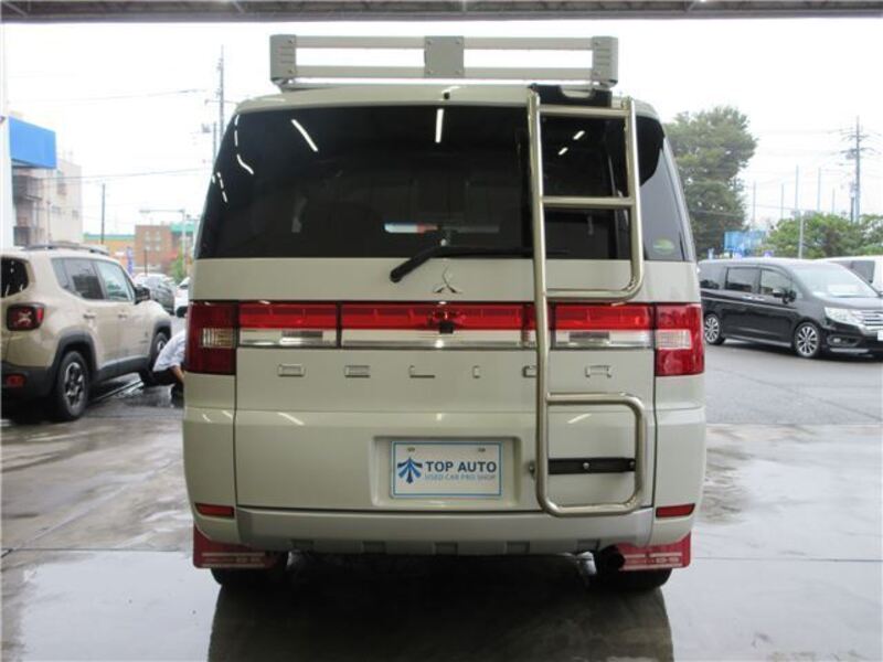 DELICA D5
