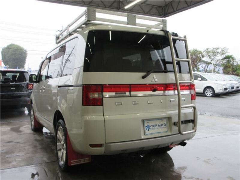 DELICA D5