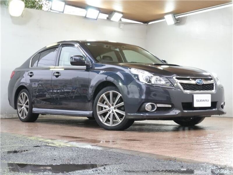 SUBARU LEGACY B4