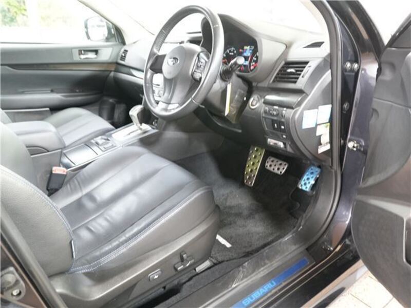 LEGACY B4