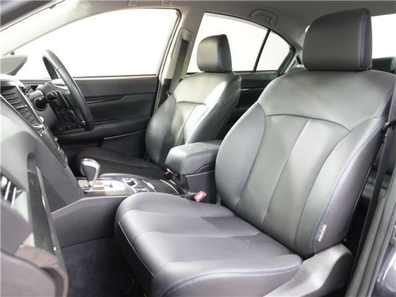 LEGACY B4