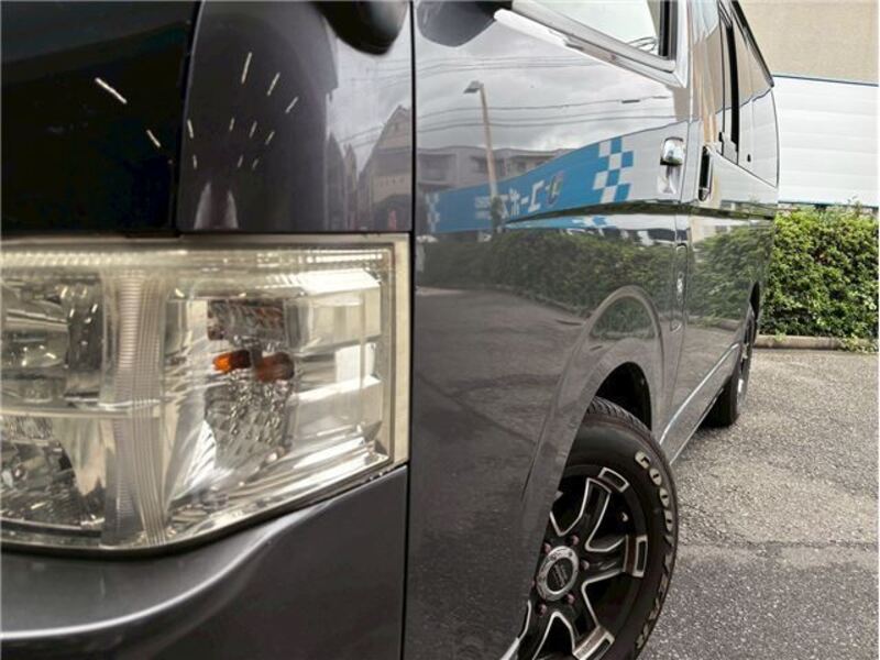 HIACE VAN