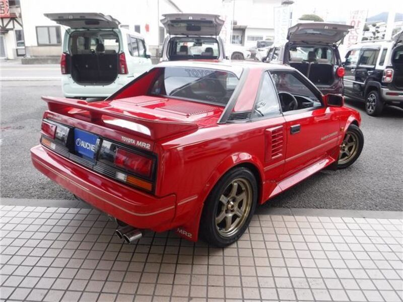 MR2