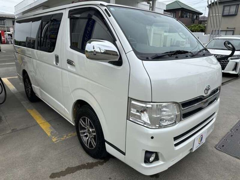 HIACE VAN