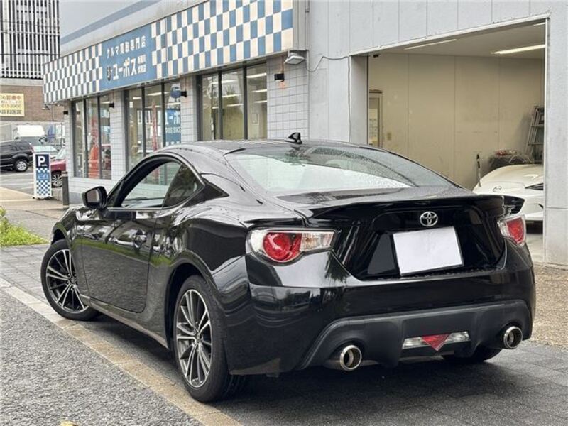 86